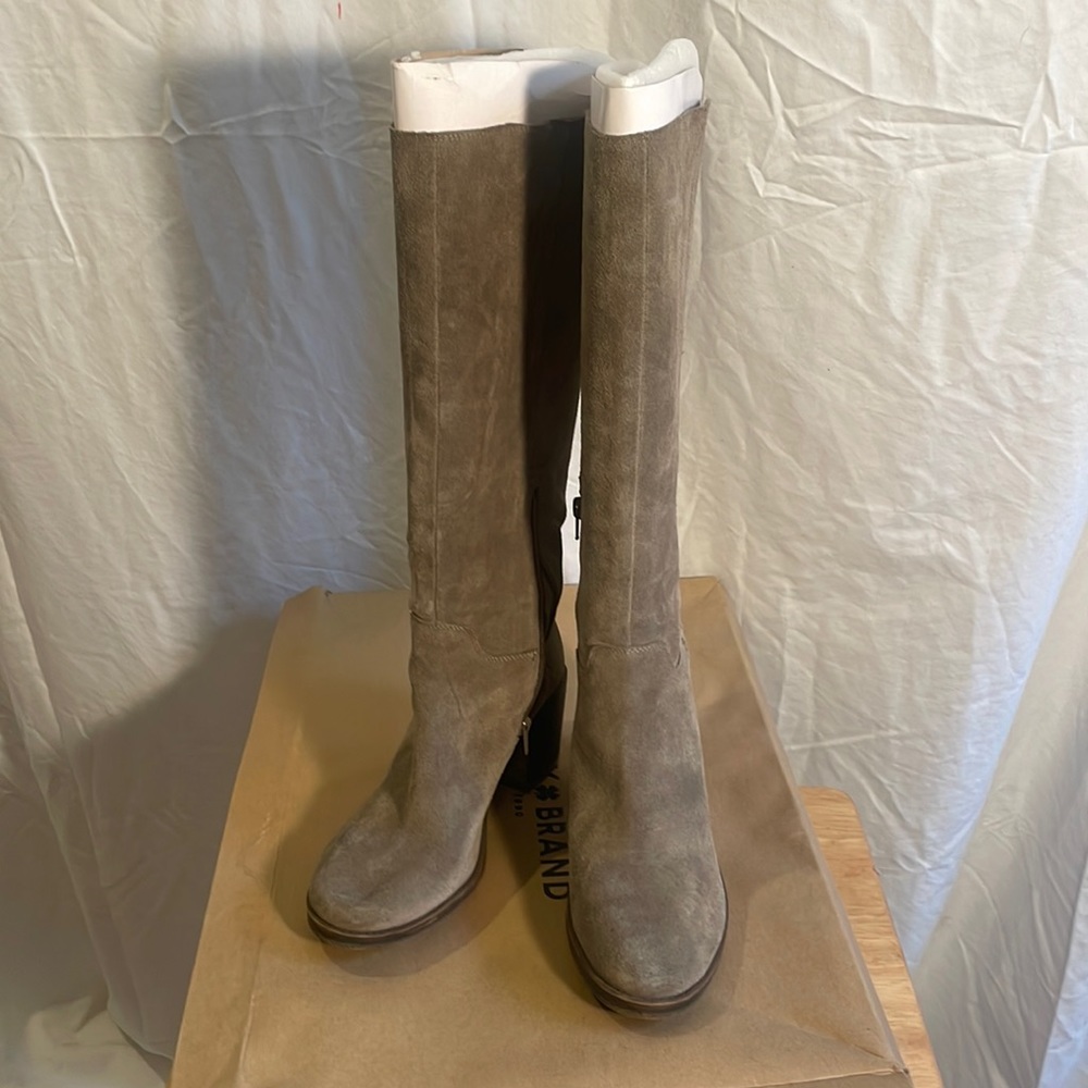 Lucky brand Lk rotten new